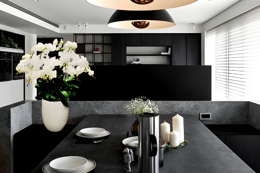 Trang trí chậu lan ở phòng ăn